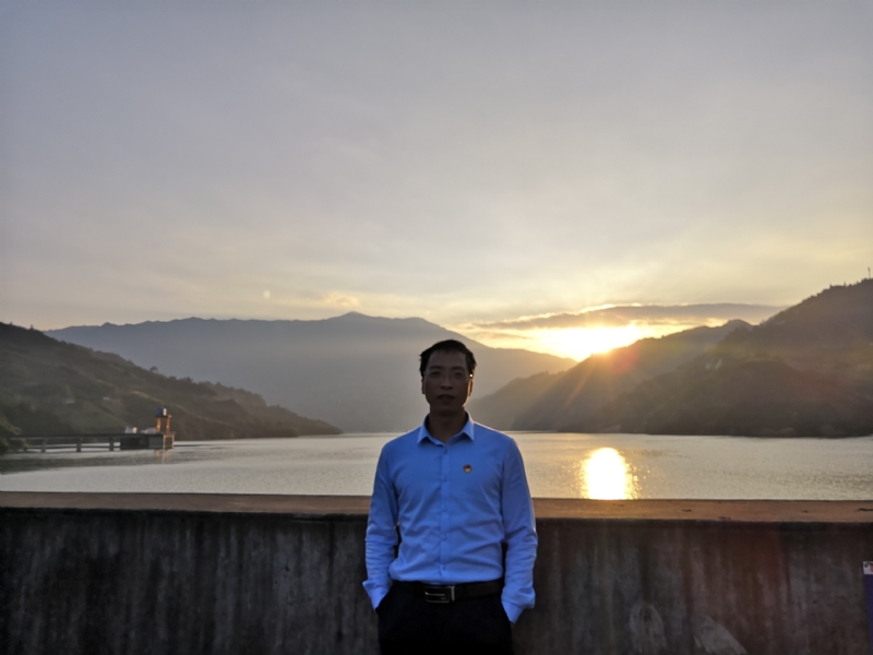 庸人自扰的第一张照片--云南基督教相亲网