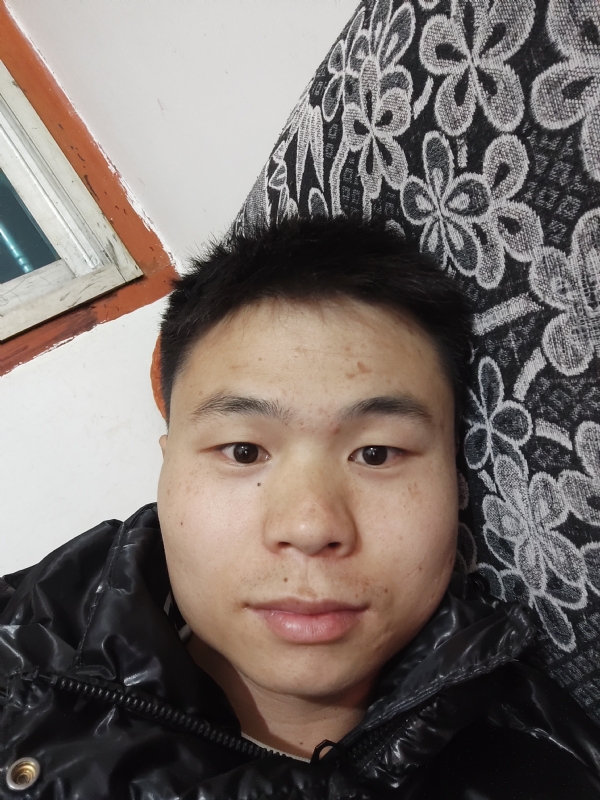 麒麟区幼儿园扛把子的第三张照片--云南基督教相亲网